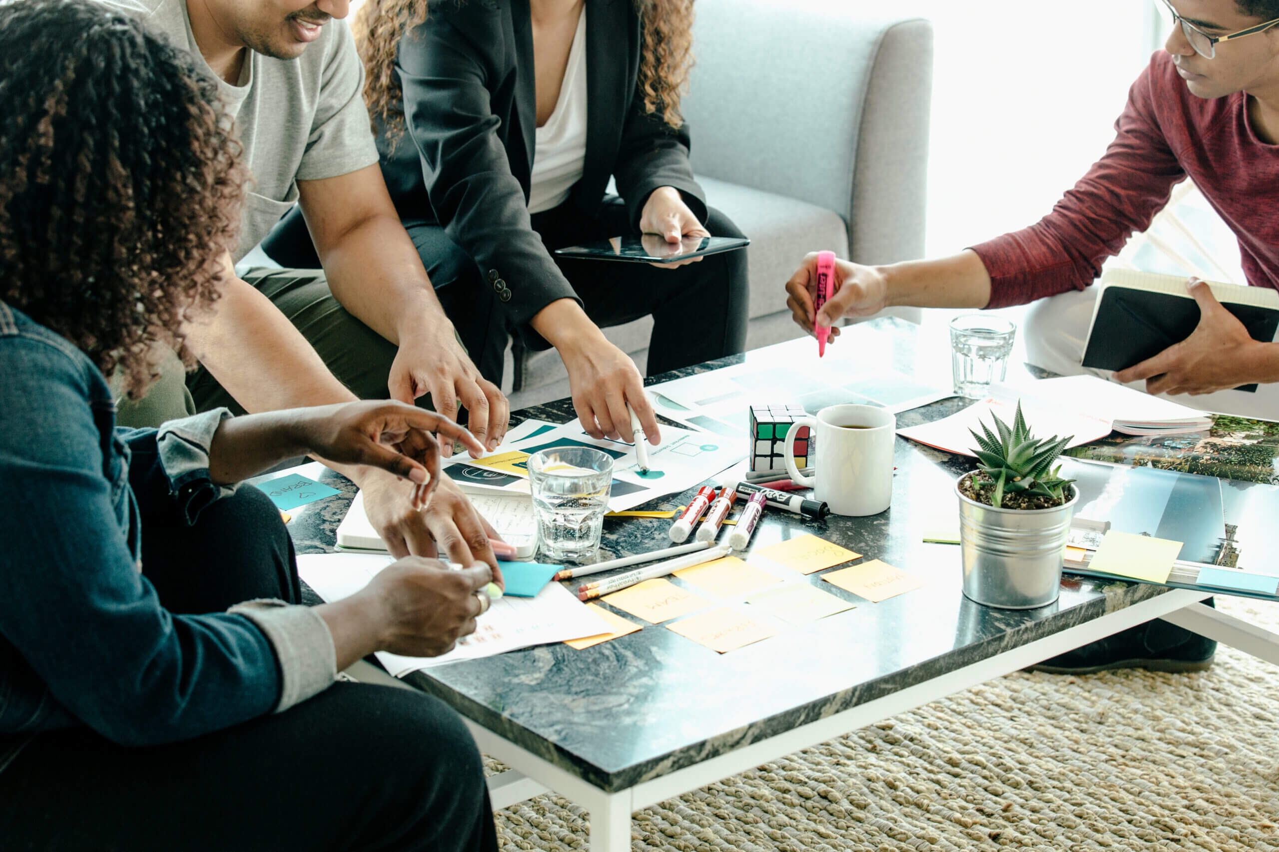 brainstorm-meeting